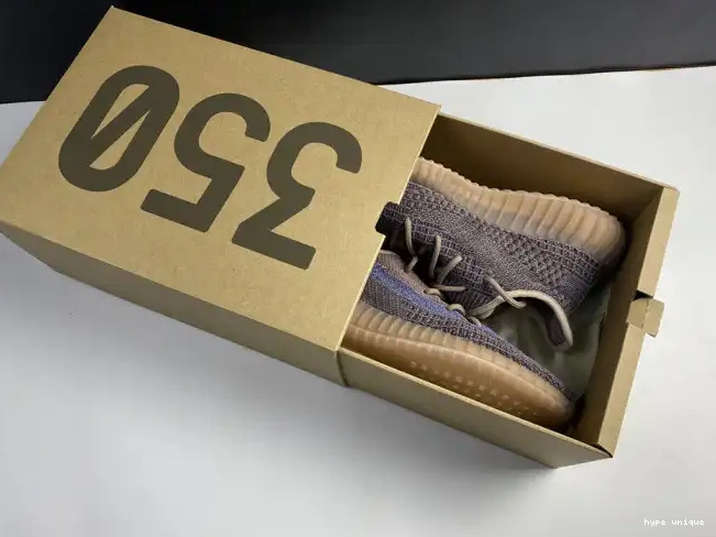 hype BOOST 350 V2 YEEZY YECHER